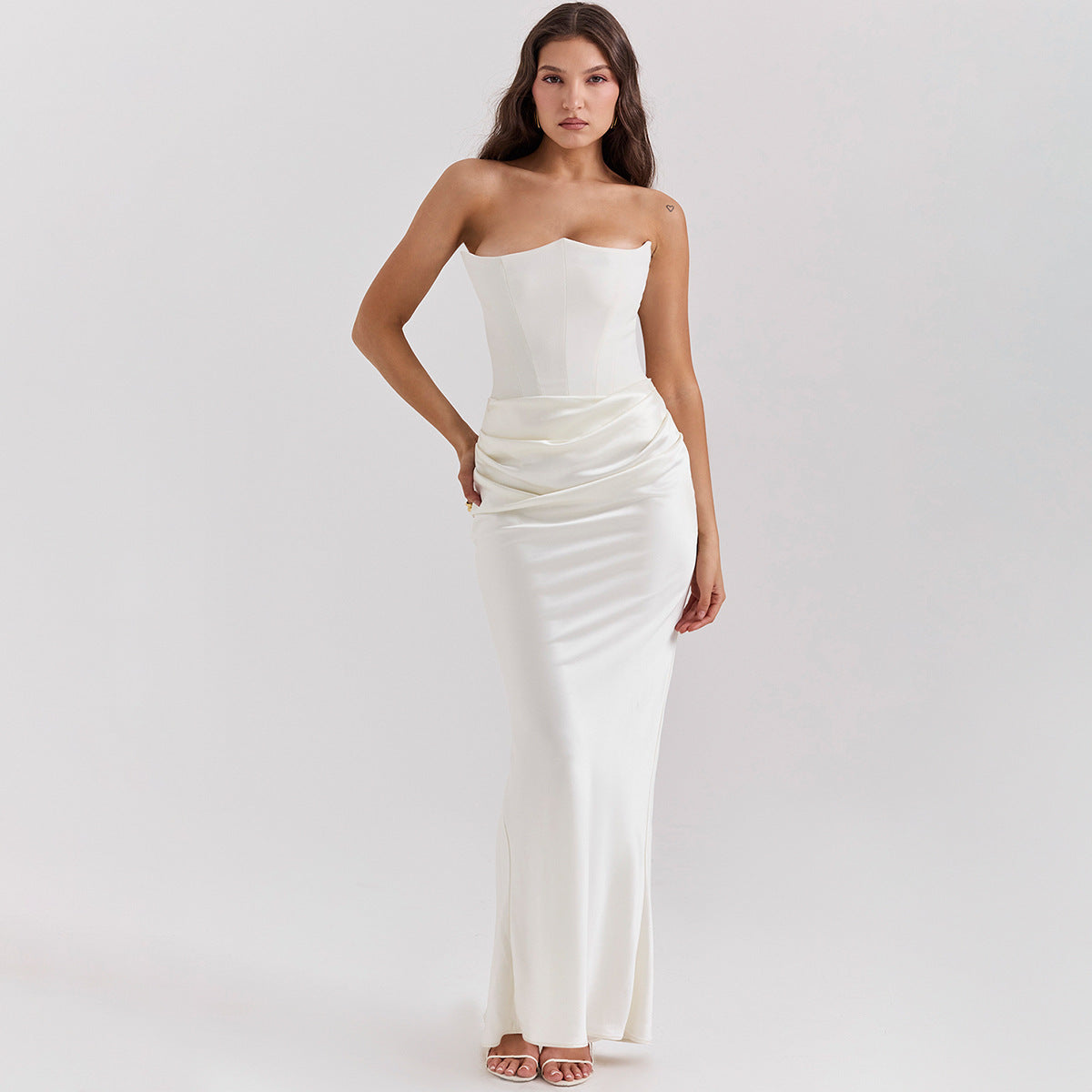 Fishbone Bandeau Slim-fit Backless Velvet Evening Gown