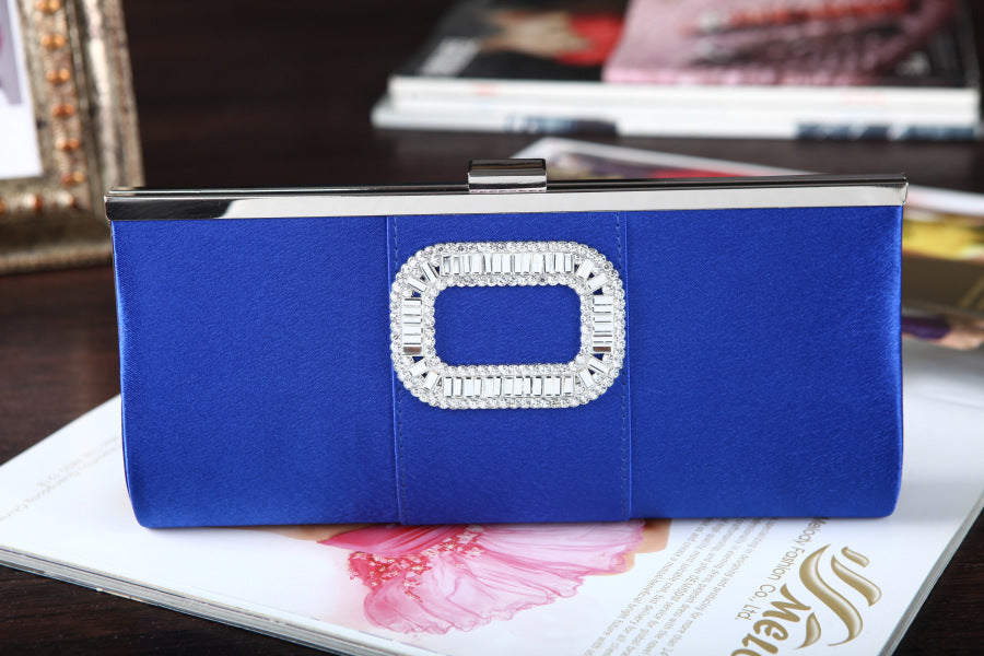 Banquet Buckle Square Diamond Clutch