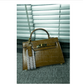 Fashion slung classic handbag