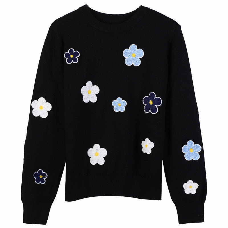 Floral embroidery slim round neck