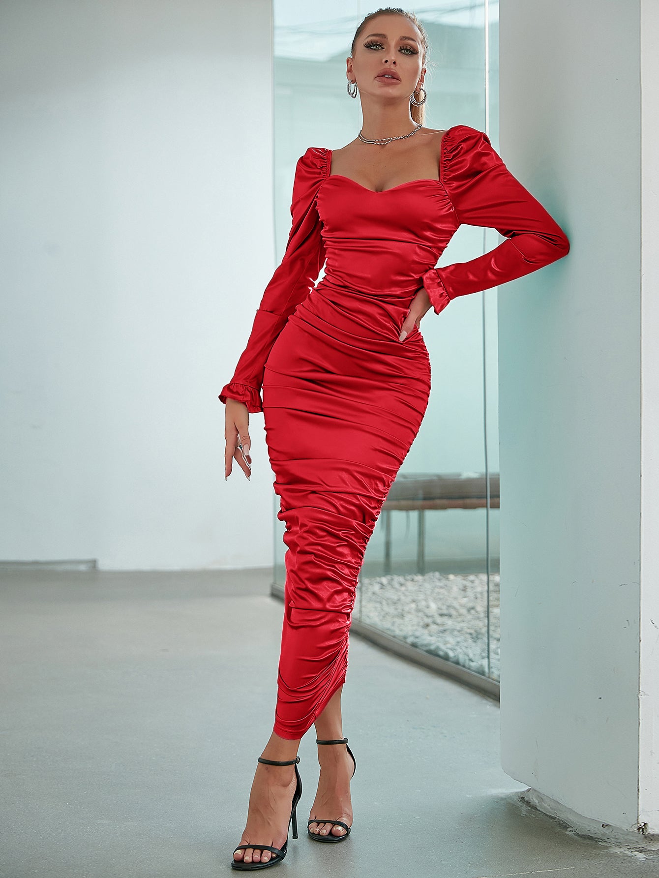 Beautiful Red Pleats Long Sleeve Hip Dress