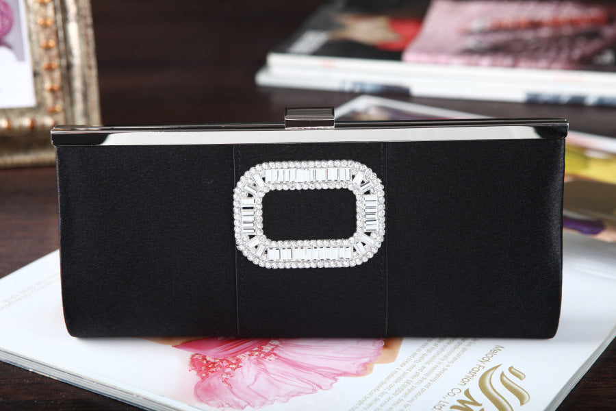 Banquet Buckle Square Diamond Clutch