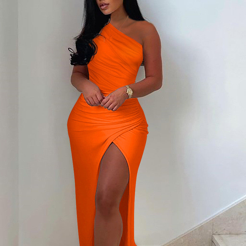 Off-shoulder Pleated Slit Solid Color Dress