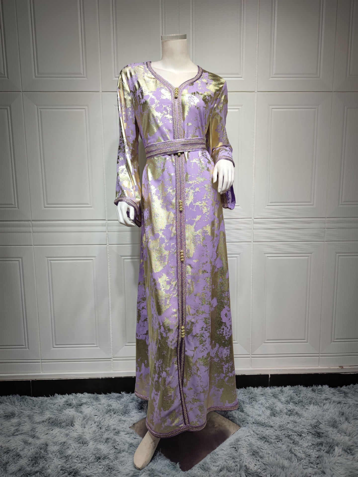 Gilded Robe Women's Set with Belt