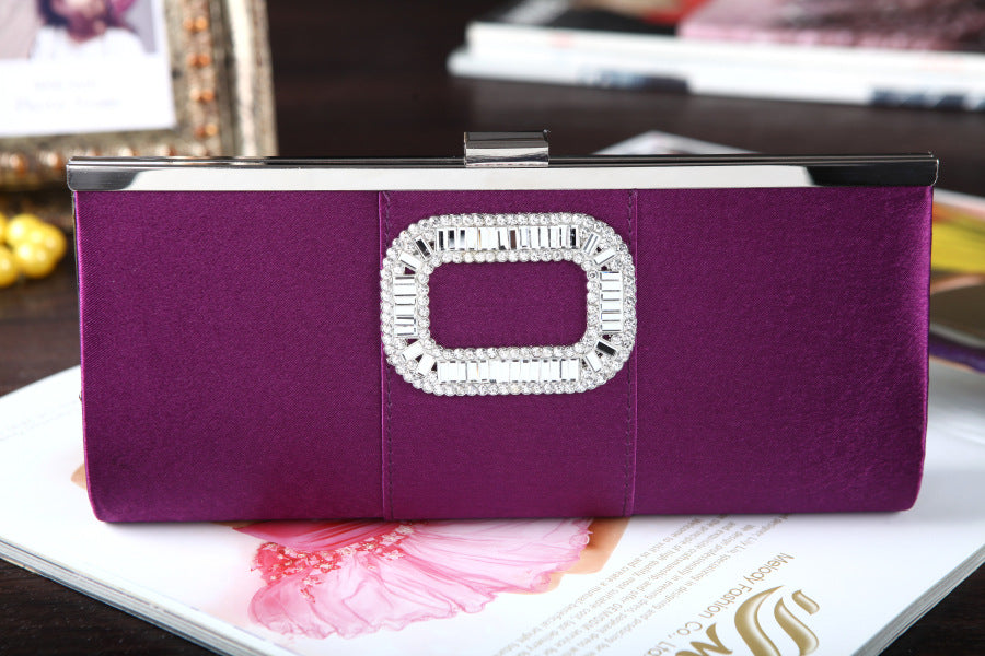 Banquet Buckle Square Diamond Clutch